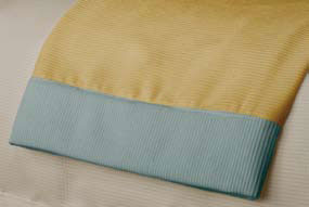 BED SCARF